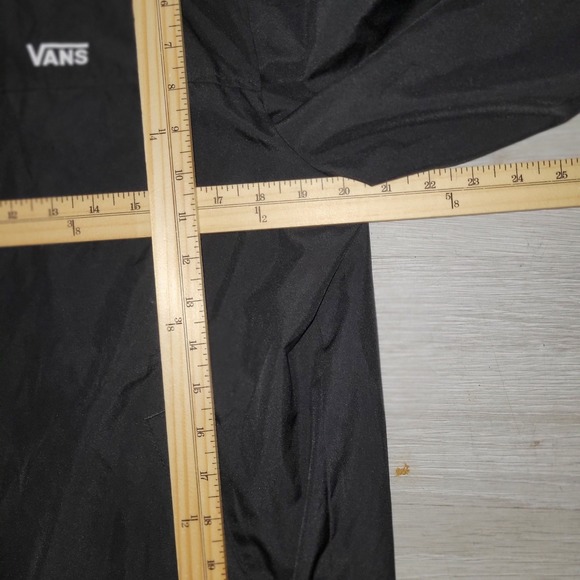 Vans Black Hooded Windbreaker Jacket Checkerboard Sleeve Zip M skater surfer - Picture 9 of 9